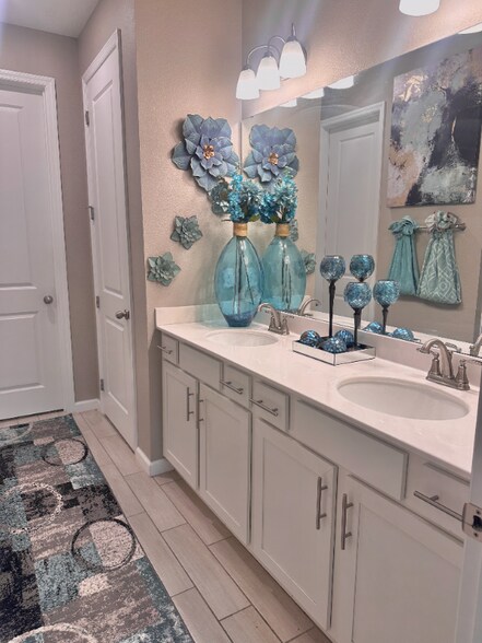 Building Photo - 5224 Meadow Song Dr