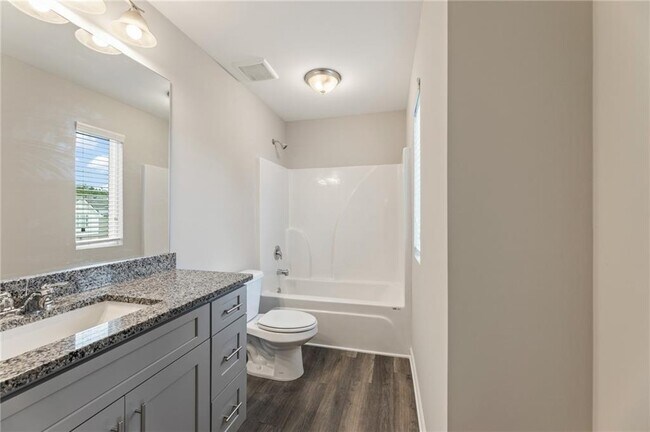 Building Photo - 1038 Valley Rock Dr