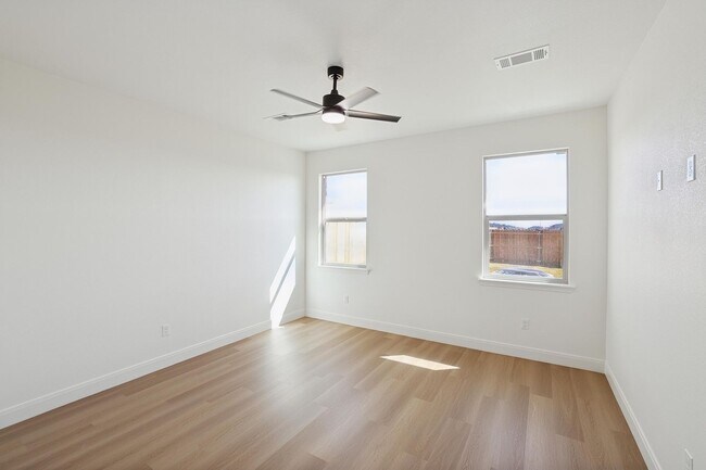 Building Photo - 10374 Tierra Santa Dr