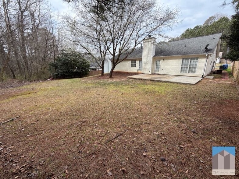 Building Photo - 414 Saddle Shoal Trl