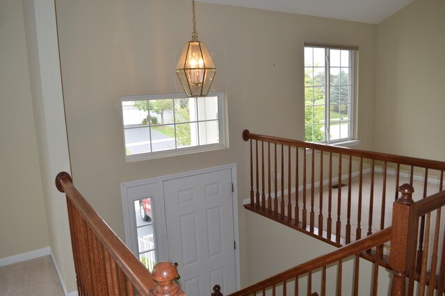 Building Photo - 696 S Rosehall Ln