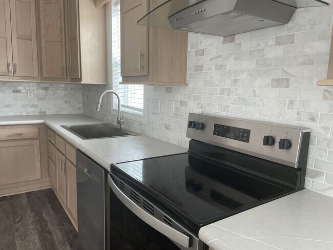 Building Photo - 765 Arbor Estates Way