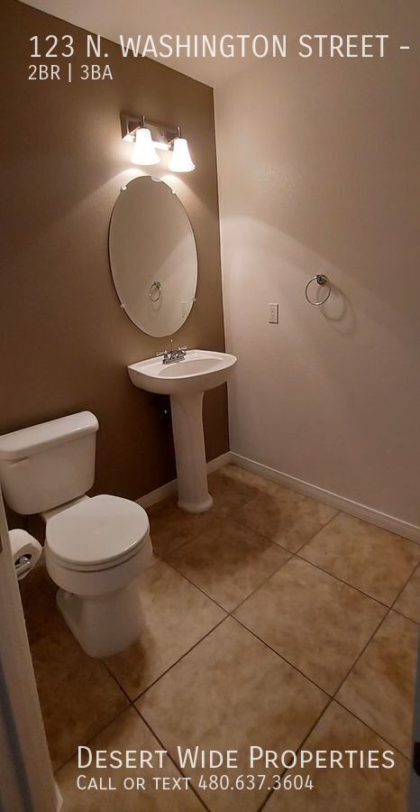 Building Photo - 123 N Washington St