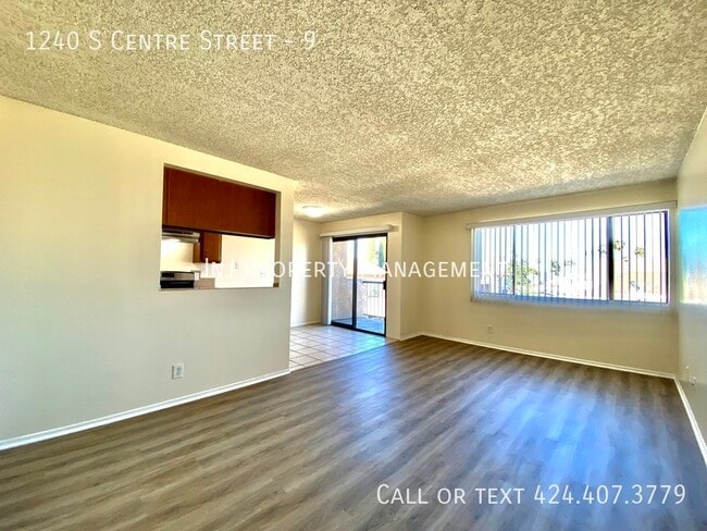 Building Photo - 1240 S Centre St