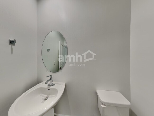 Building Photo - 6156 W Paseo Hilario