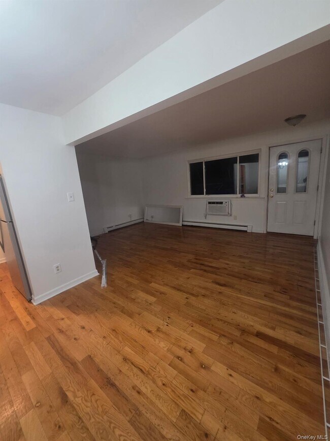 Building Photo - 63 Poplar Ln