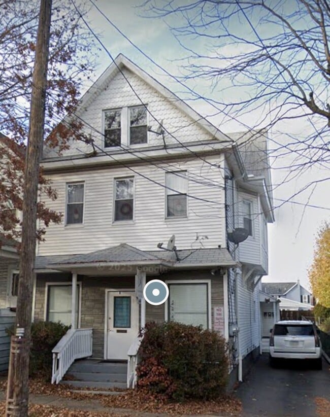 Primary Photo - 460 Scott St