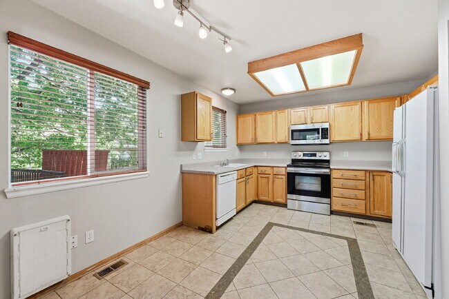 Building Photo - $3,025.95 - 3 Bed, 2.5 Bath Parker Home with In Unit Laundry and Central AC!