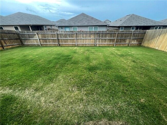 Building Photo - 5825 Shanjia Dr