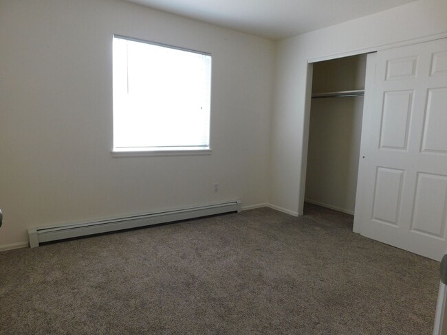 Building Photo - Cozy in Fruita