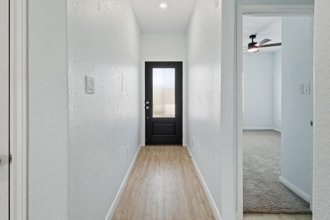 Building Photo - 5340 Cloves Cv