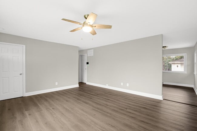 Building Photo - 5305 W 78th Ln