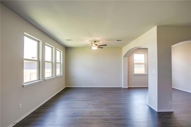 Building Photo - 349 Horsemint Way