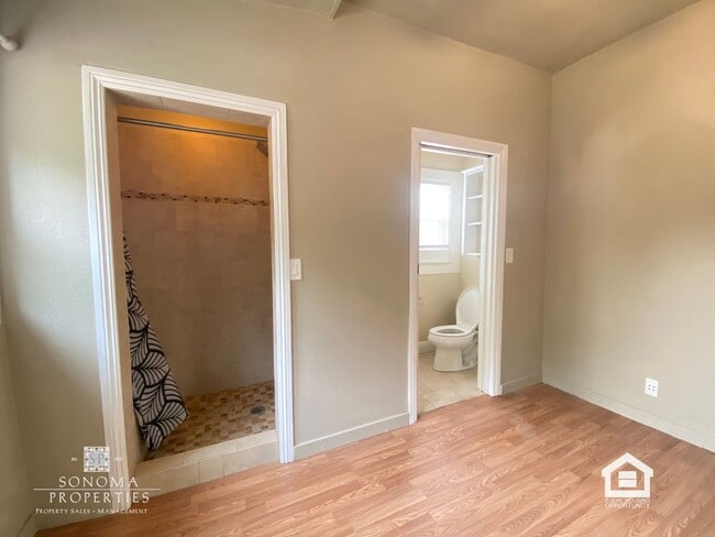 Building Photo - Charming 3bd/2ba Home on Sonoma Highway