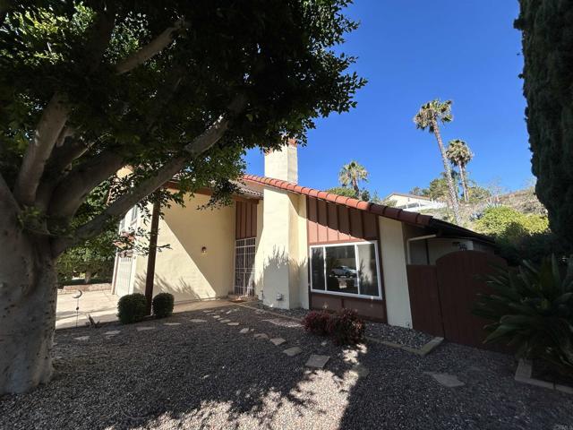 Building Photo - 15150 Andorra Way