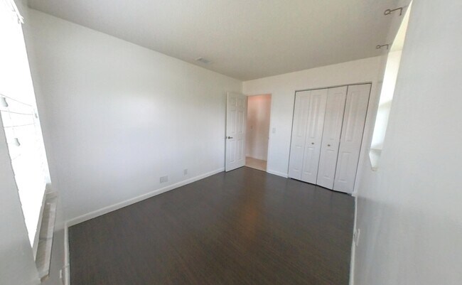 Building Photo - 1103 Harmony Way