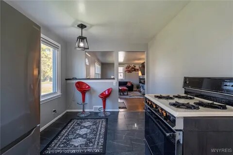 Building Photo - 5645 West Ln