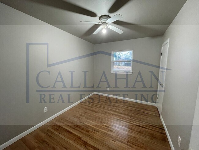 Building Photo - Sherwood 3 Bedroom Home