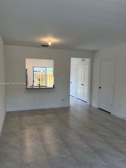 Building Photo - 540 NE 4th St