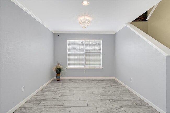 Building Photo - 15230 Weeping Cedar Ln