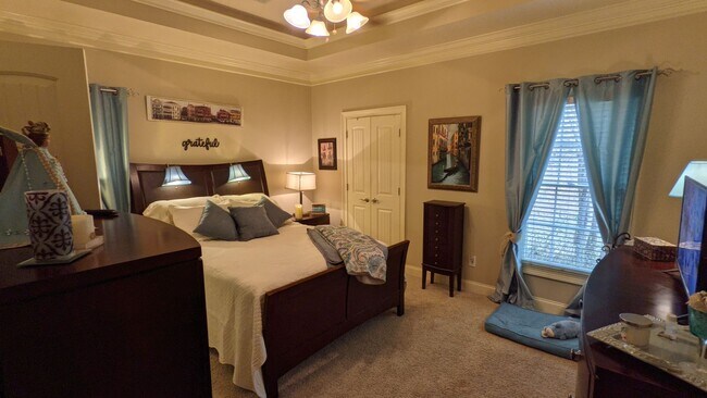 Building Photo - 3 Bedroom Home located in Magnolia Gardens...