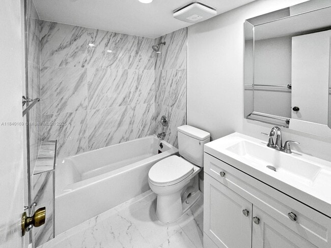 Building Photo - 9348 Chelsea Dr S