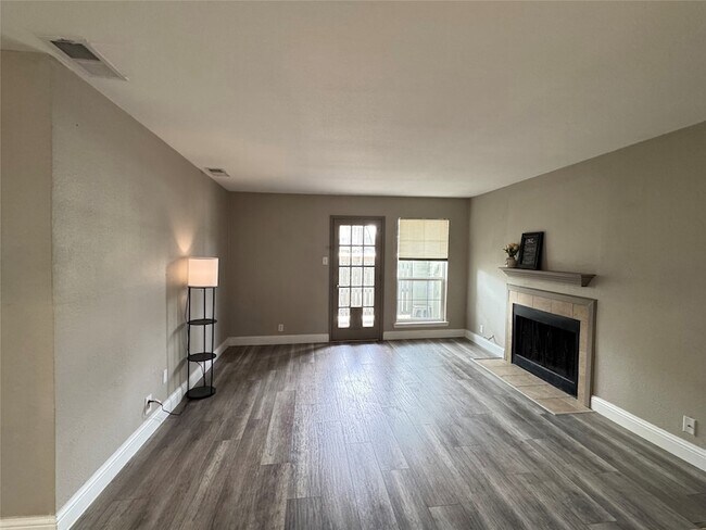 Building Photo - 5981 Arapaho Rd