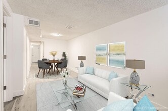 Building Photo - Fully Updated 2-Bed 1 Bath Garden Level Un...
