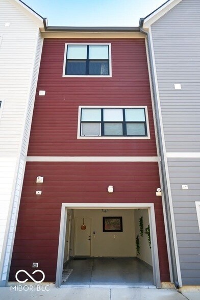 Building Photo - 1722 Alvord St