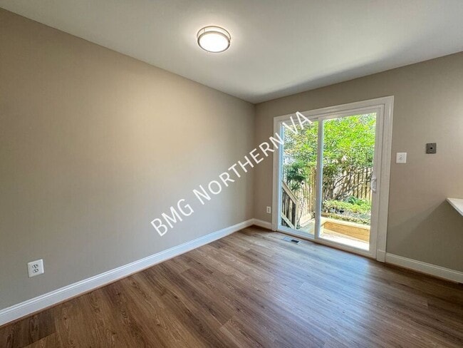Building Photo - 9606 Scotch Haven Dr