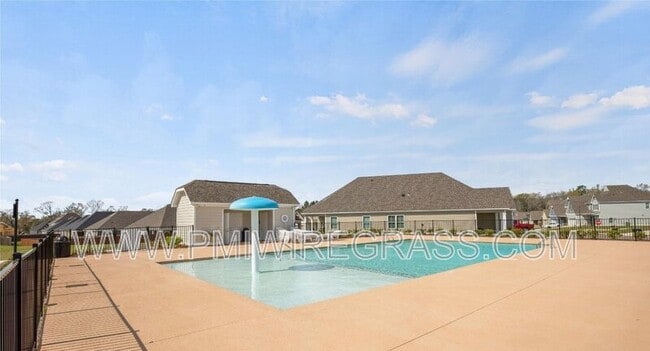 Building Photo - 524 Paxton Lp