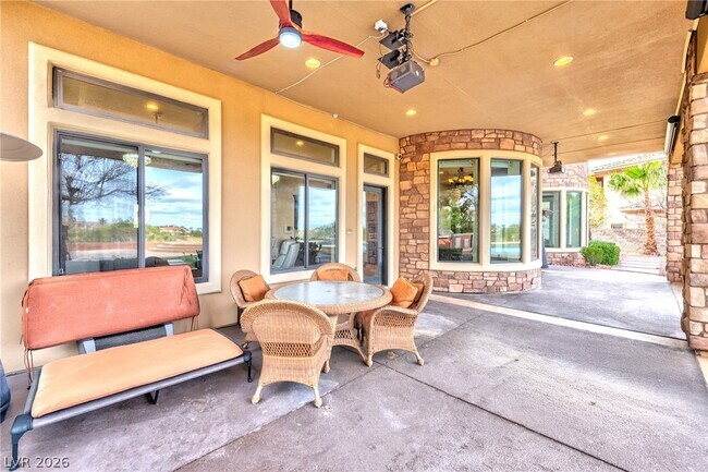 Building Photo - 1581 Villa Rica Dr