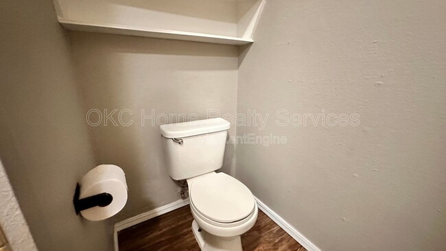 Building Photo - 6713 Lyrewood Ln