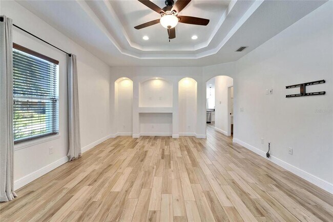 Building Photo - 3813 N Highland Ave