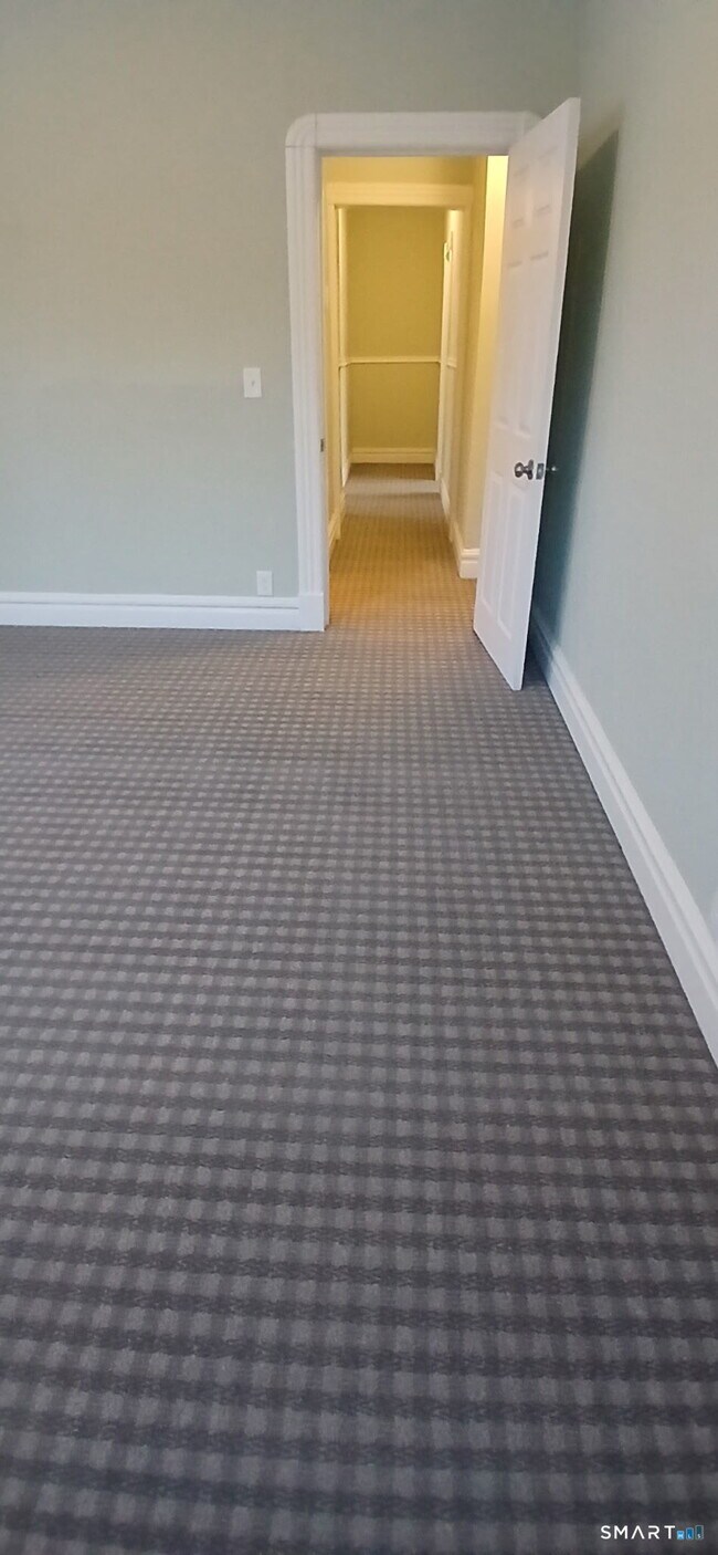 Building Photo - 23 Williams St