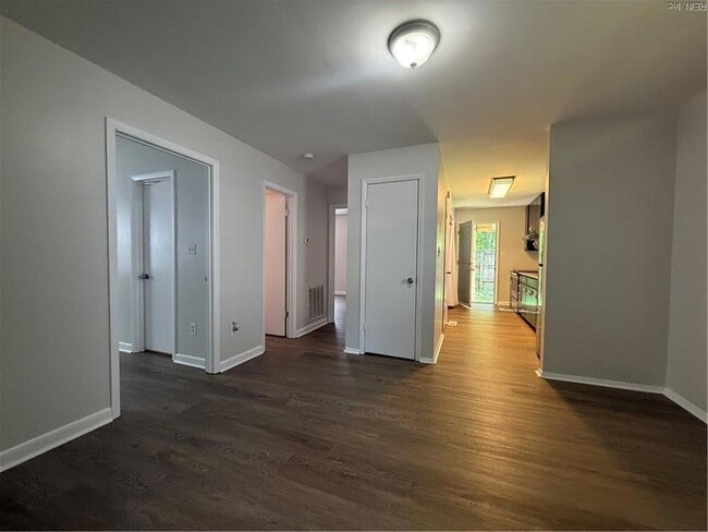 Building Photo - 1483 Old Virginia Beach Rd