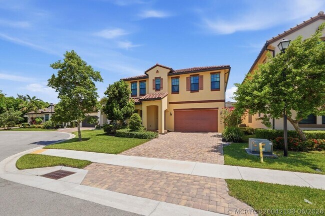 Building Photo - 11760 Bayview Cir