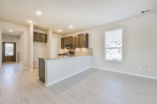 Building Photo - 3346 Etring Ln