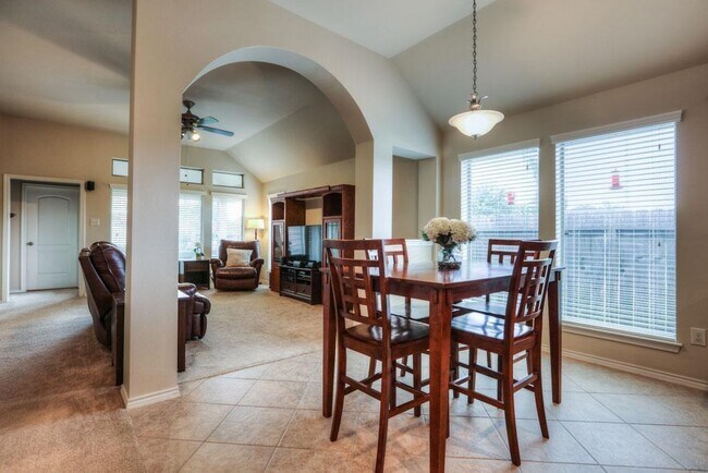 Building Photo - 27535 Gatlin Ln