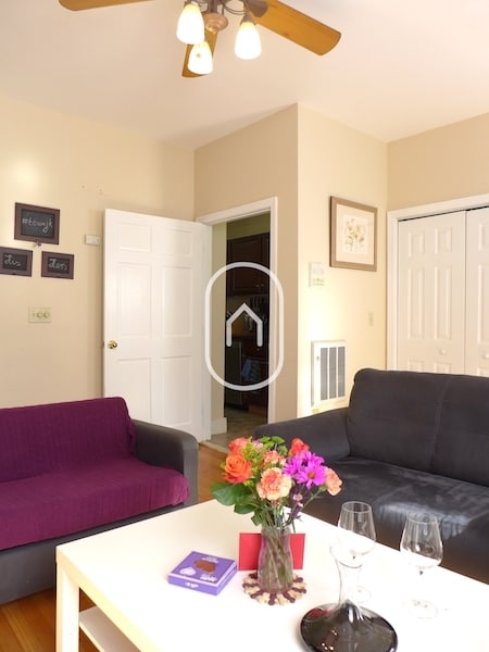 Building Photo - 49 Delle Ave