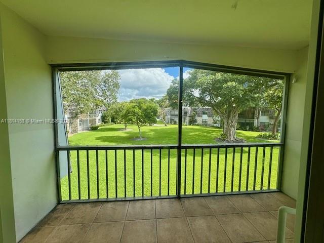 Building Photo - 3123 Oakland Shores Dr