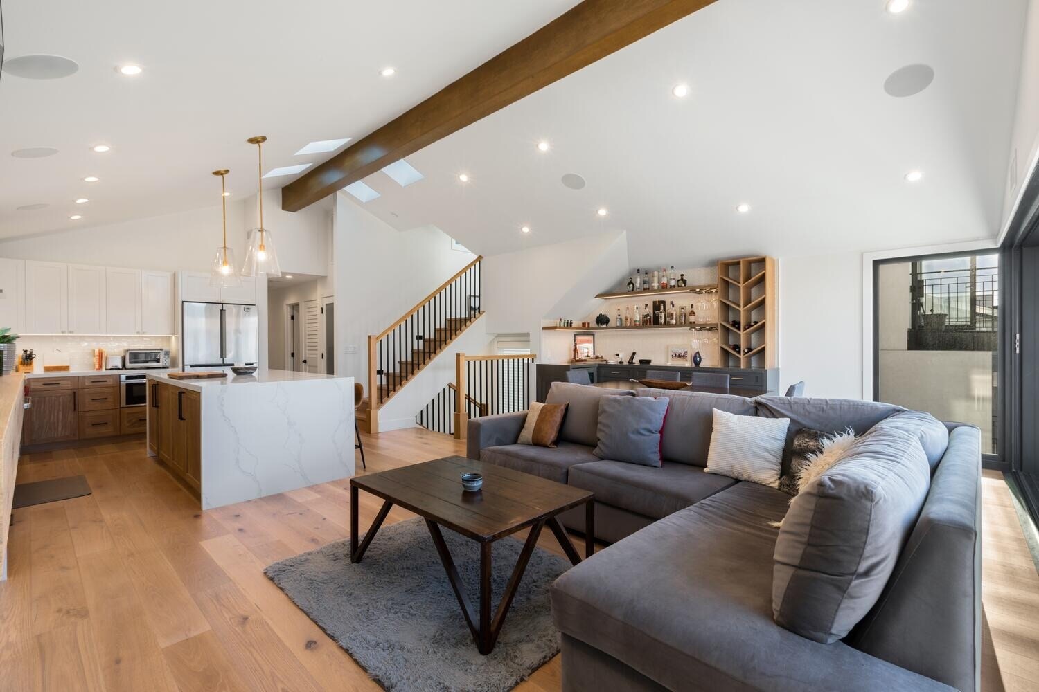 Building Photo - 248 34th St