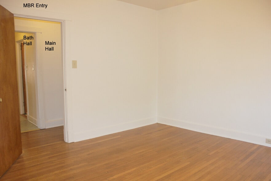 Building Photo - 5840 Alderson St