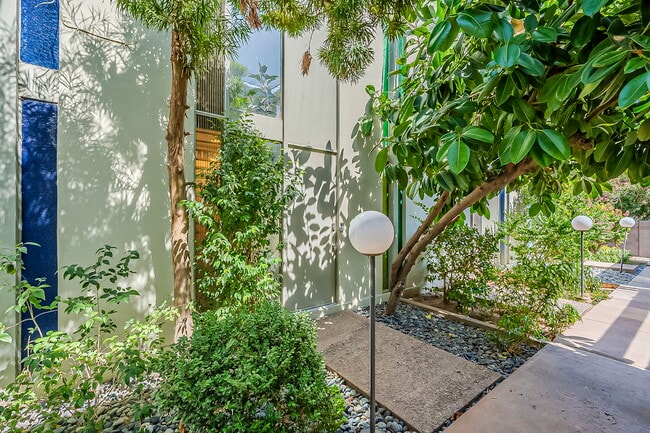 Building Photo - 4411 N 40th St