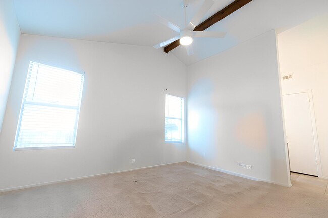 Building Photo - 1606 Gatlinburg Dr