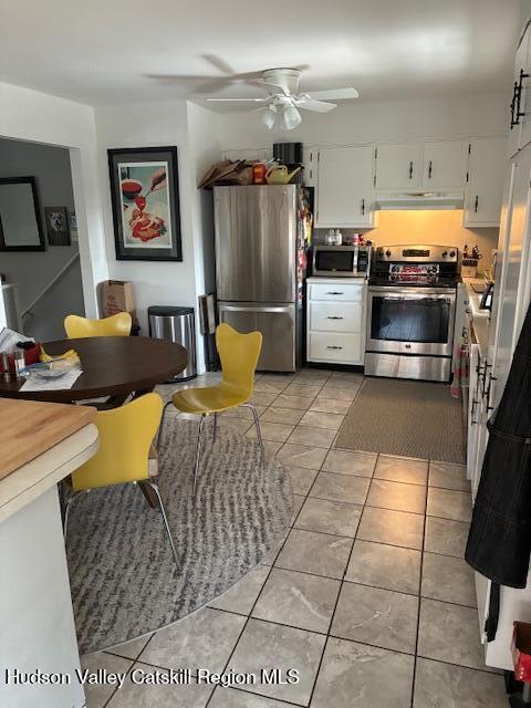 Building Photo - 7 Holly Hills Dr