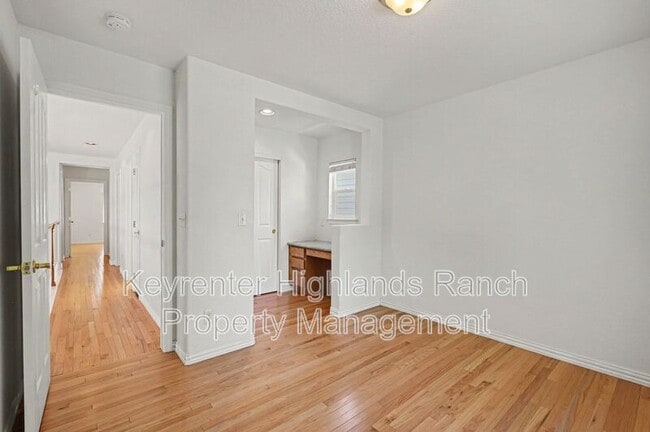 Building Photo - 3000 Fox Sedge Ln