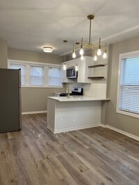 Building Photo - 5327 S Nashville Ave