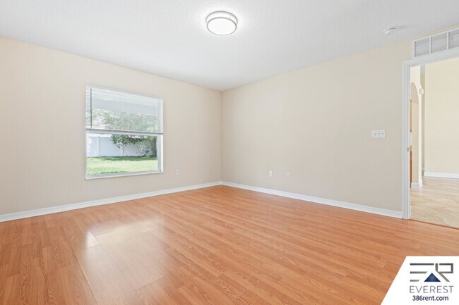 Building Photo - 9 Sea Beacon Pl