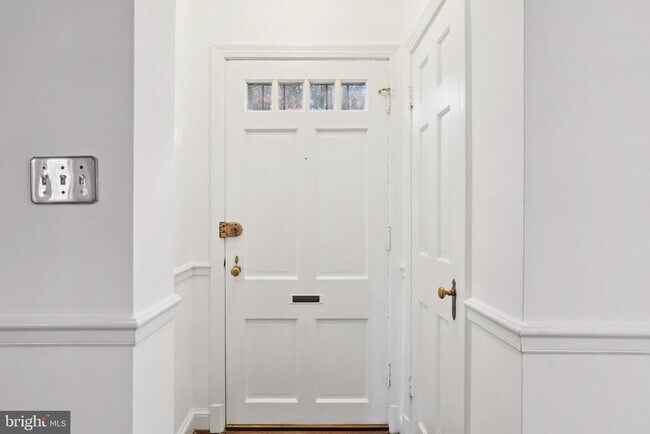 Primary Photo - 5008 44th St NW